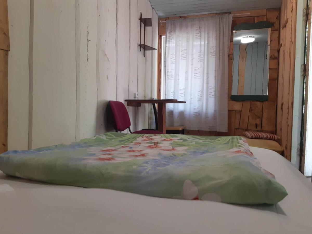 Asmonu Poilsiaviete Villa Kinty Екстериор снимка