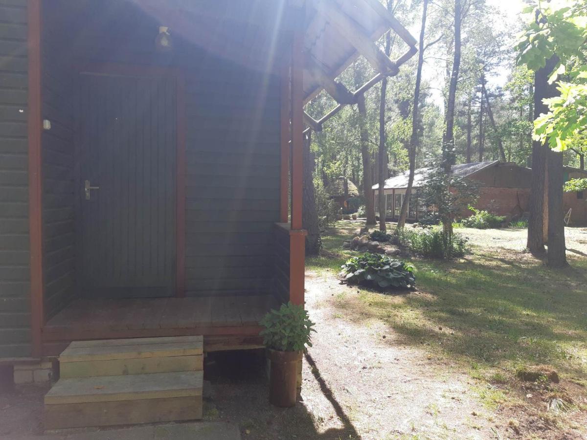 Asmonu Poilsiaviete Villa Kinty Екстериор снимка
