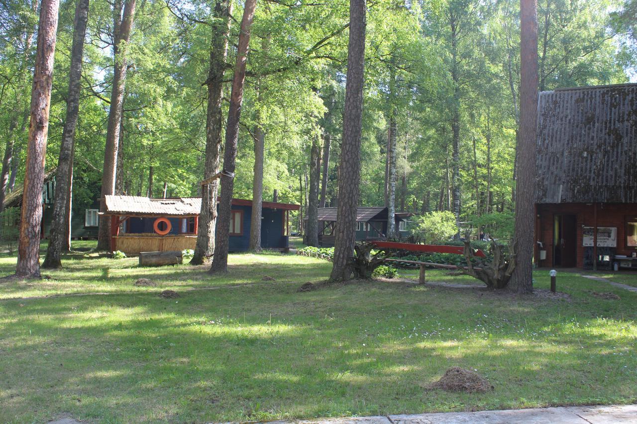 Asmonu Poilsiaviete Villa Kinty Екстериор снимка